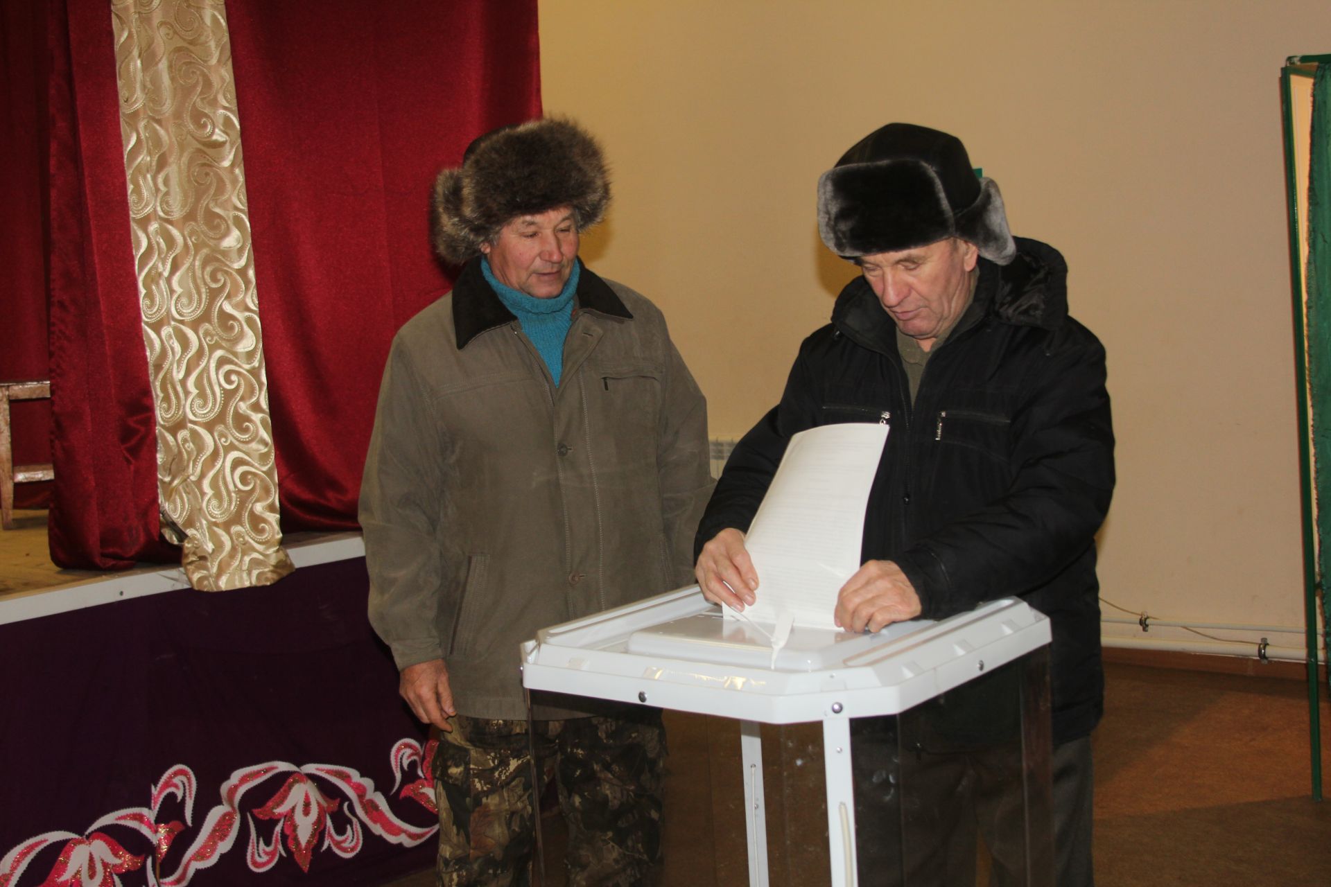 В поселениях Ютазинского района идет активное голосование