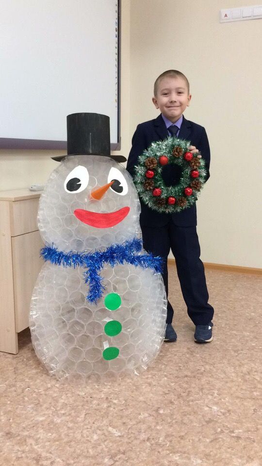 Прошёл районный конкурс творческих работ «Забавный снеговик»,