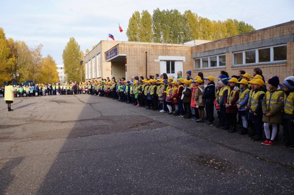 В Татарстане более 200 мальчишек и девчонок прошли посвящение в юные инспекторы движения