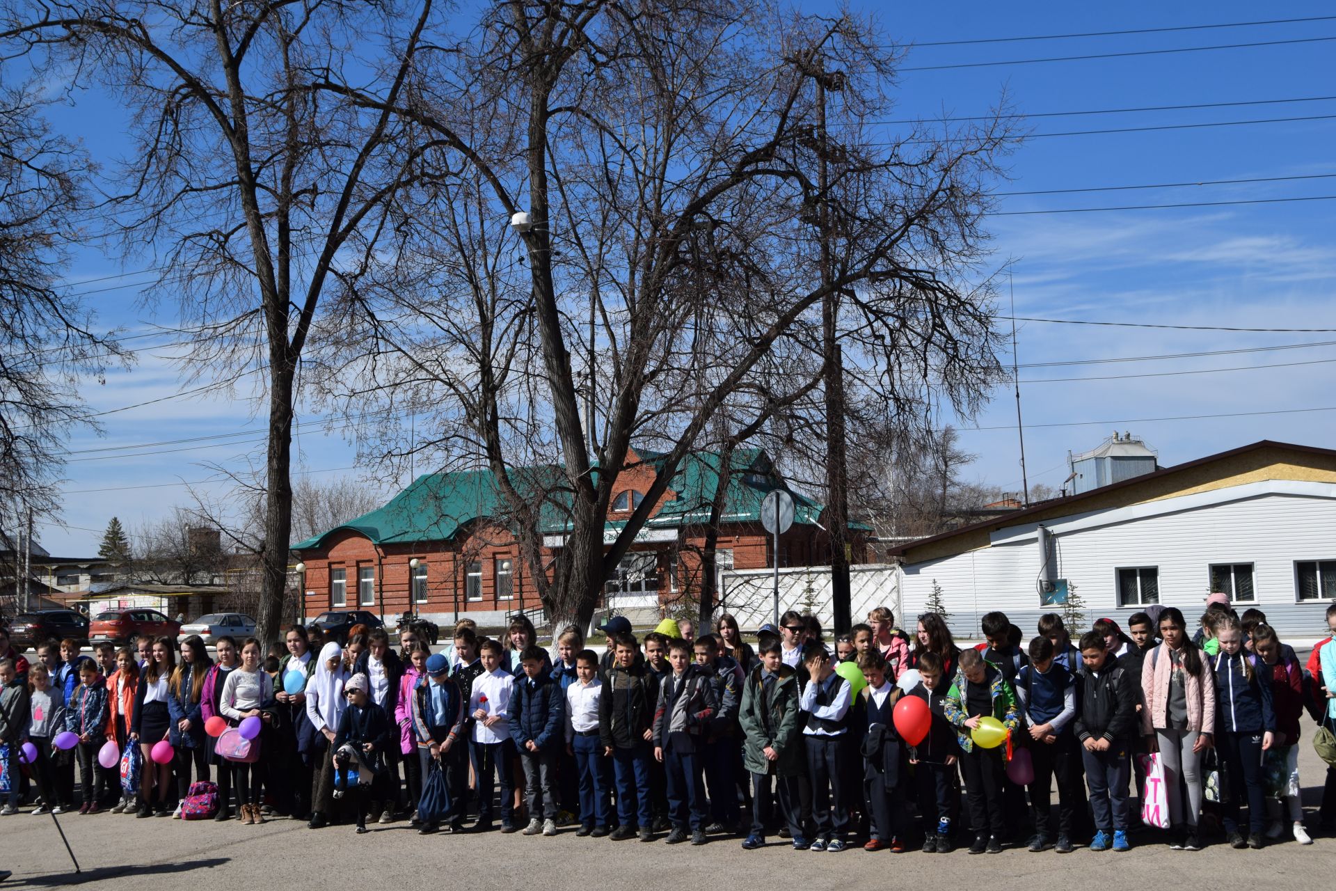 Молодое поколение отметило День рождения Владимира Ленина