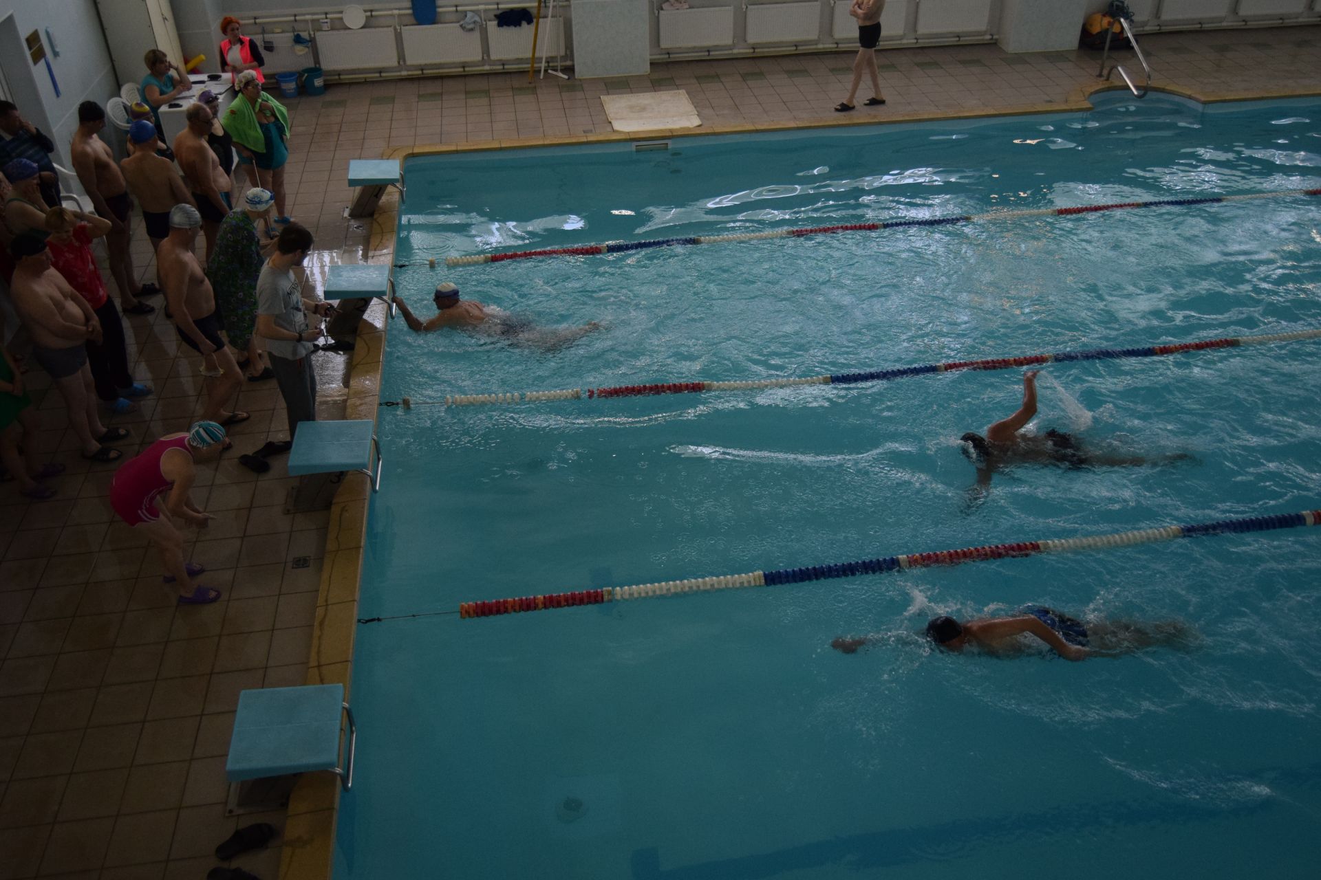 В Уруссу прошли соревнования по плаванию среди инвалидов по зрению