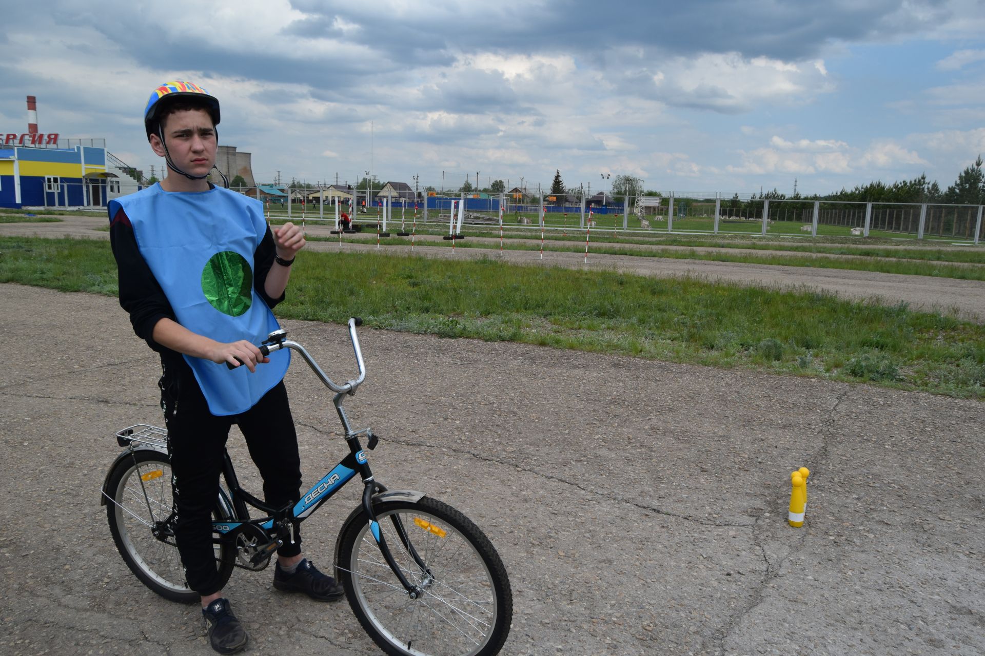 ​ 28 мая на картодроме п.г.т.Уруссу прошел 2 этап муниципального конкурса "Безопасное колесо" - "Велостарты - зеленый свет".​