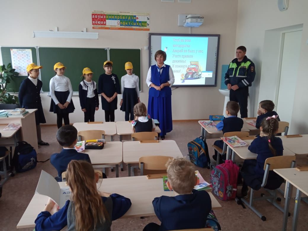 В целях профилактики ДТП с участием детей в период с 23 по 27 сентября в Республике Татарстан проходит Неделя безопасности дорожного движения.
