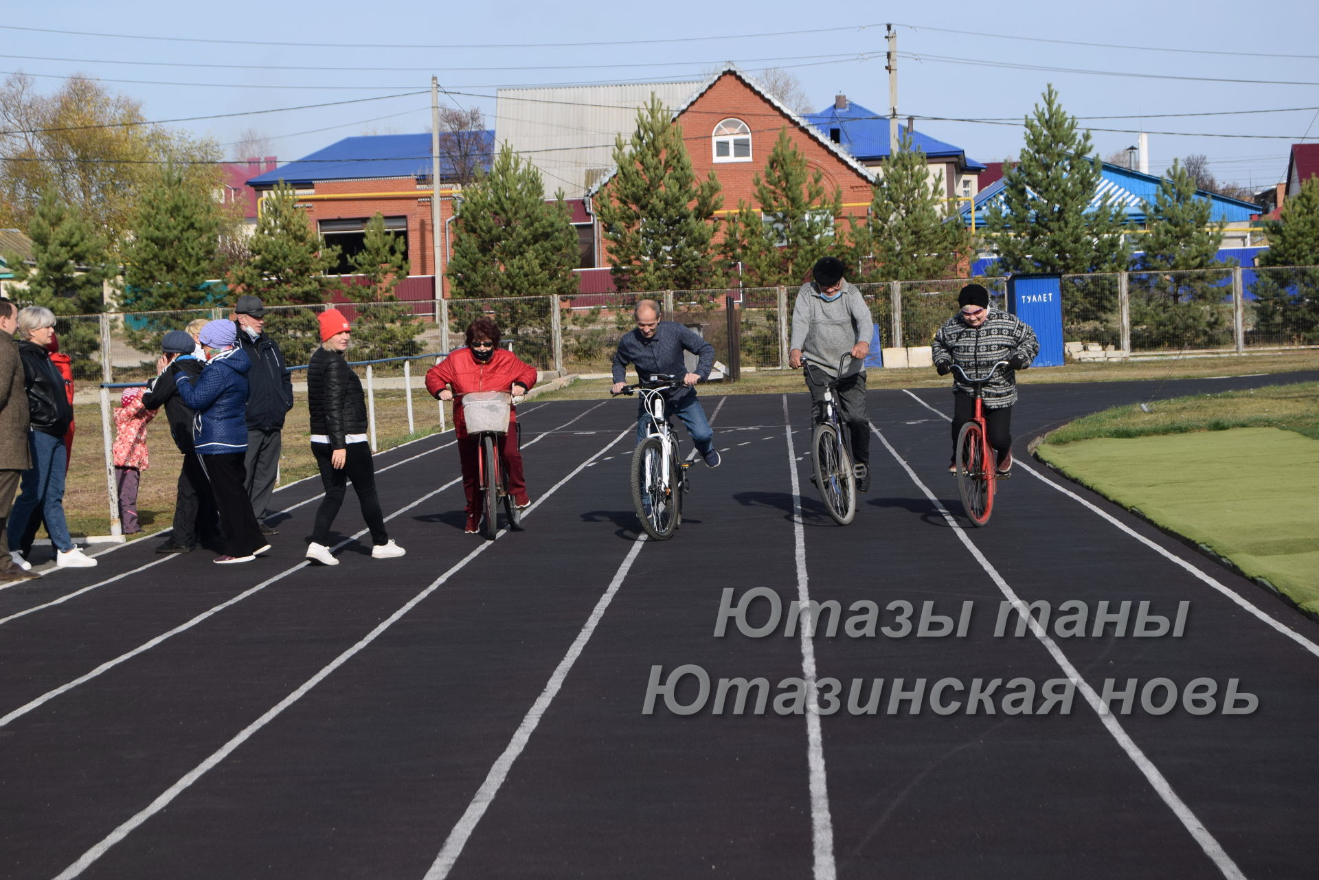 Пенсионеры Ютазинского района вышли на велопробег