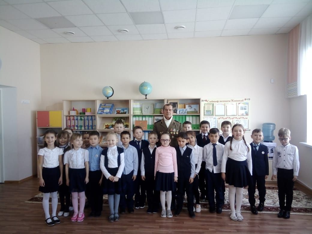 На уроке мужества в  Уруссинской гимназии
