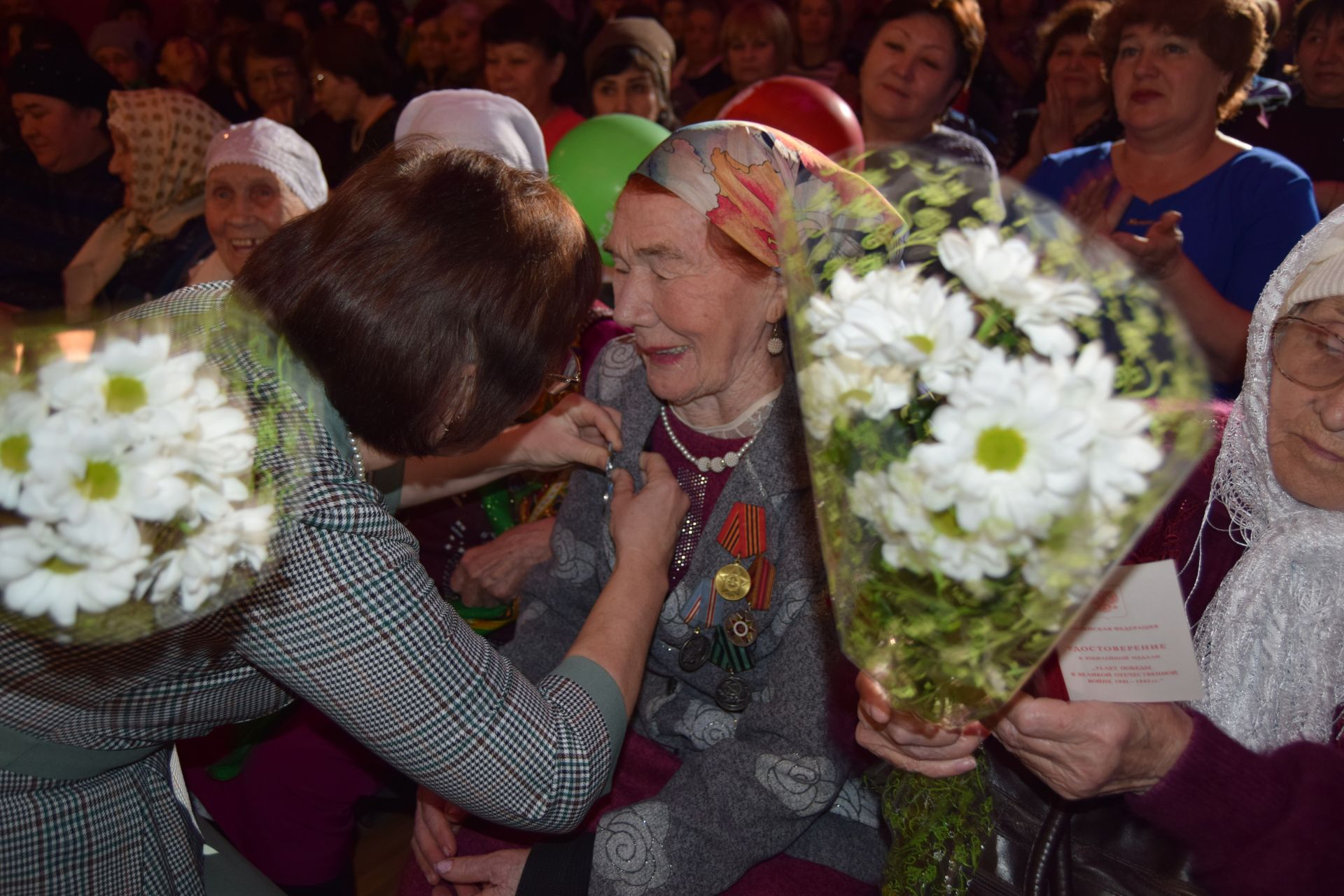 В Ютазинском районе поздравили женщин с 8 Марта