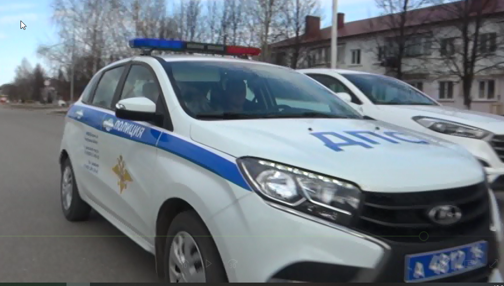 Автоинспекторы и волонтеры в Ютазинском района оповещают население