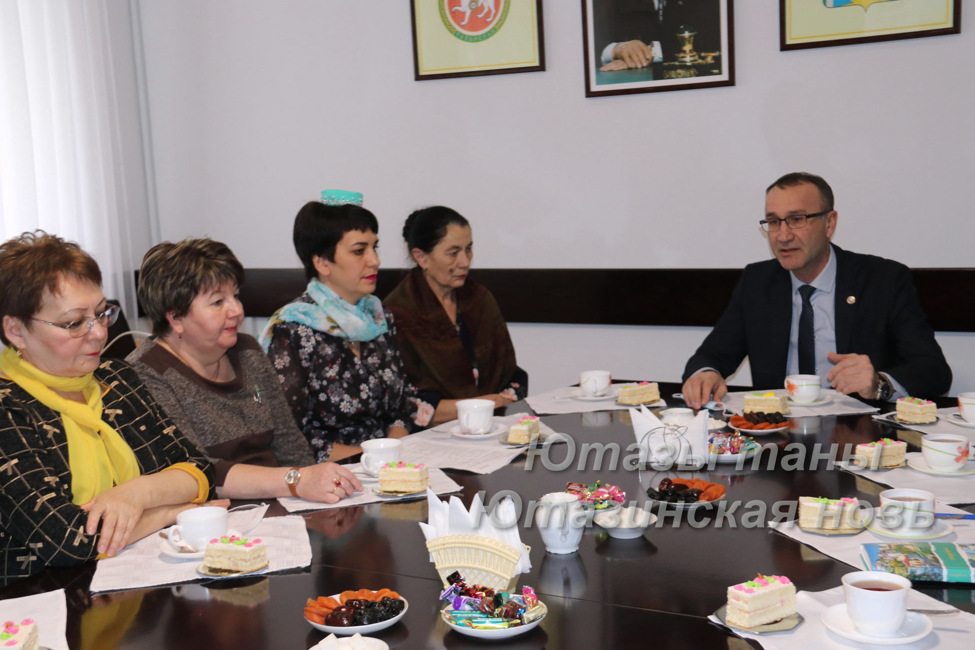 Глава Ютазинского района и представители женсовета обсудили взаимодействие в решении социальных вопросов