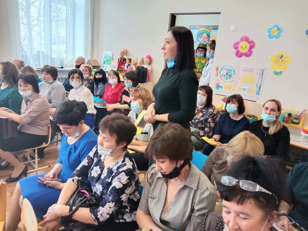В Уруссинском детском саду №2 под руководством района Аяза Шафигуллина прошел совет директоров&nbsp;