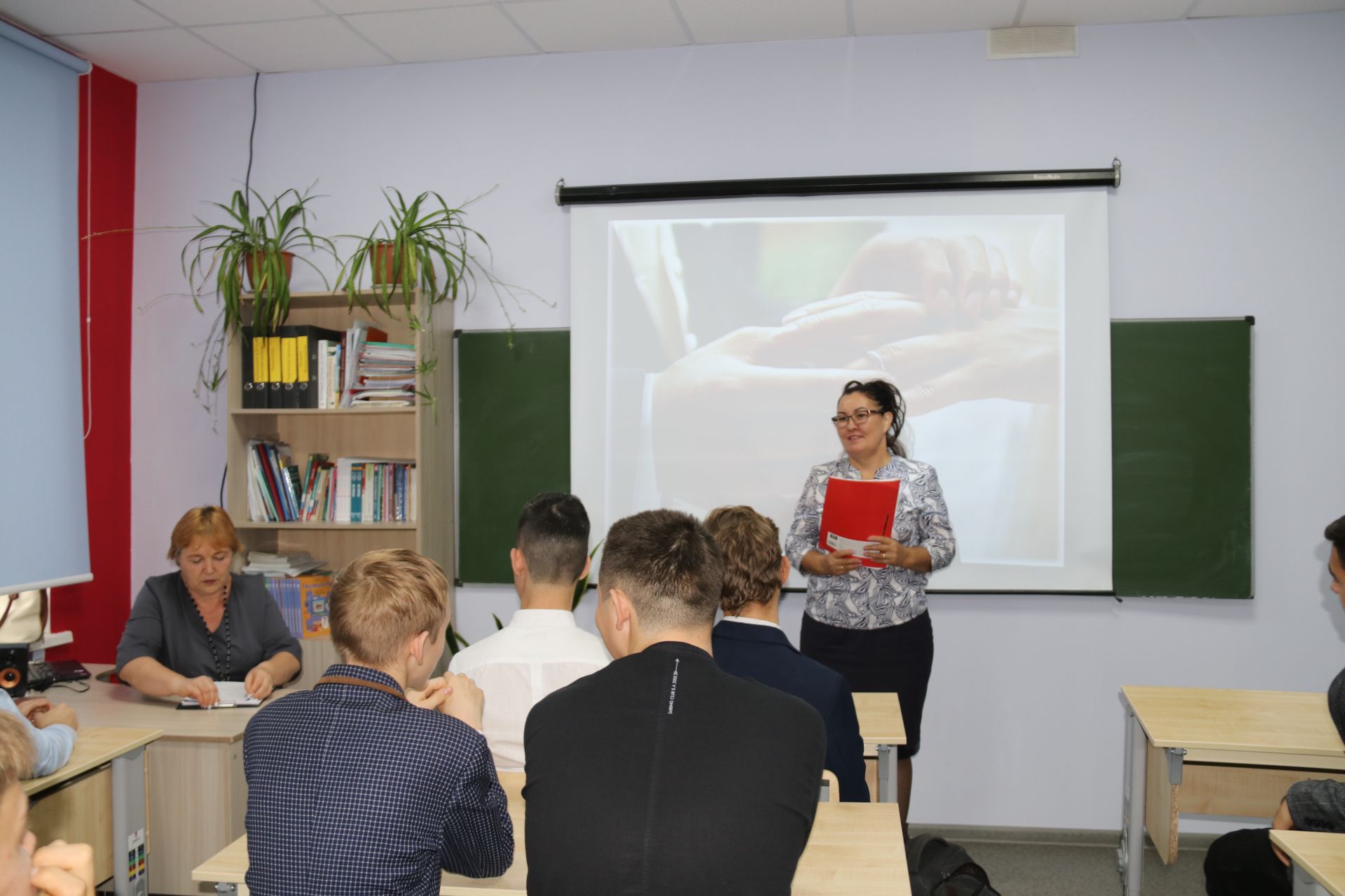 В школе № 3 прошли занятия по внеурочной деятельности «семьеведение»