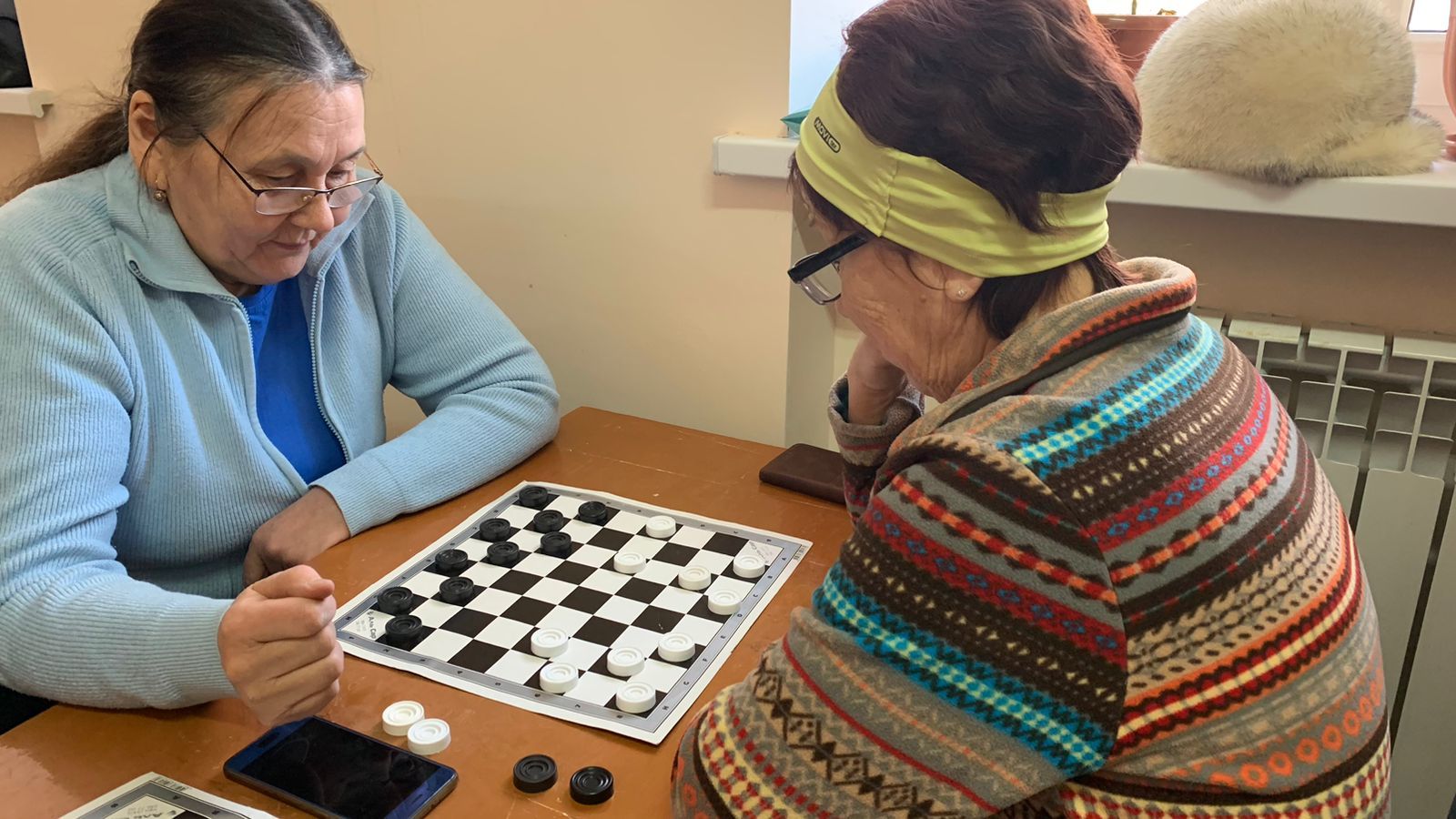 В Уруссу прошел турнир по шашкам в рамках декады инвалидов