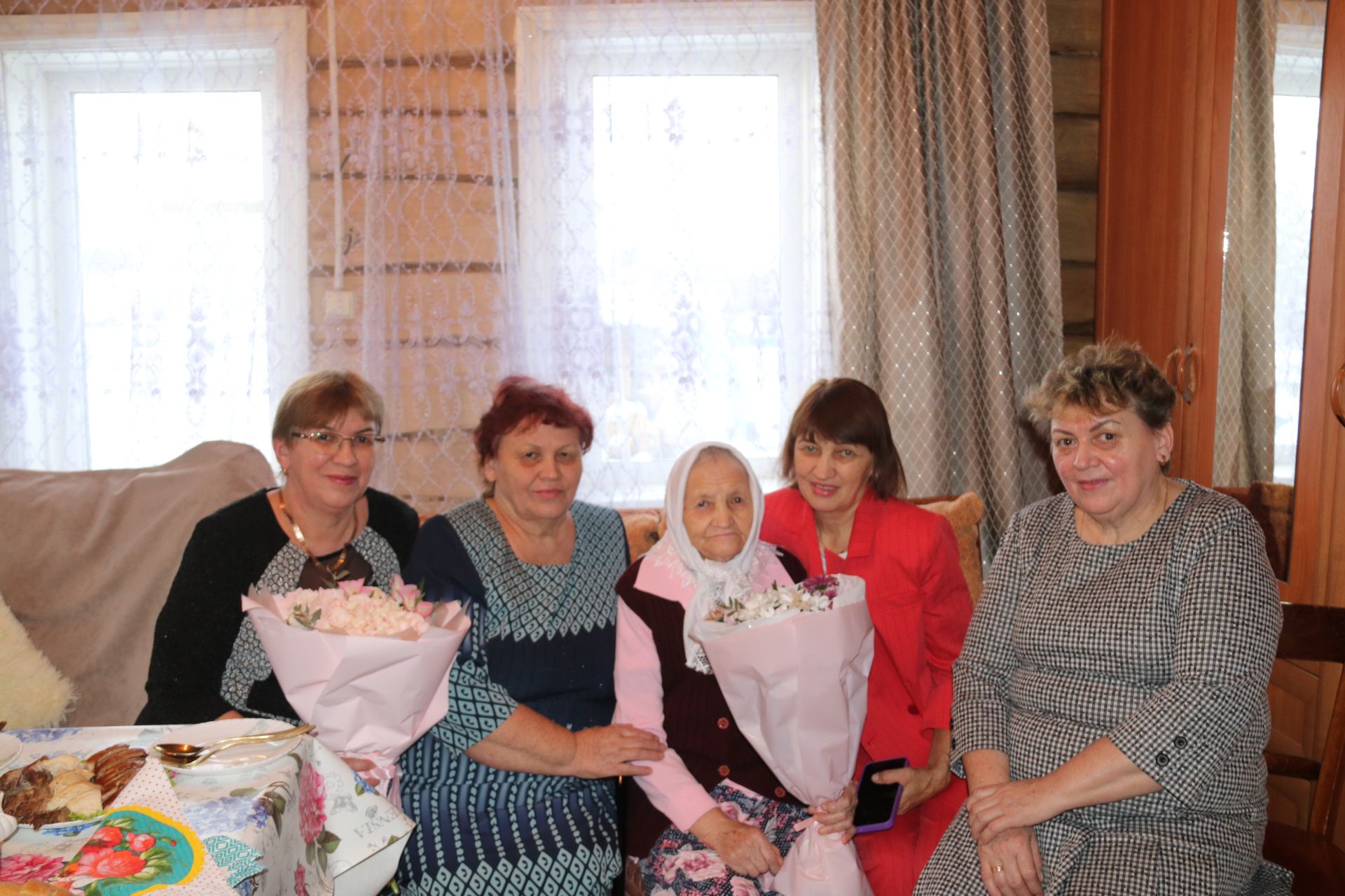 Проживающая в селе Байряка Зиган Шафигуллина перешагнула 90-летний жизненный рубеж