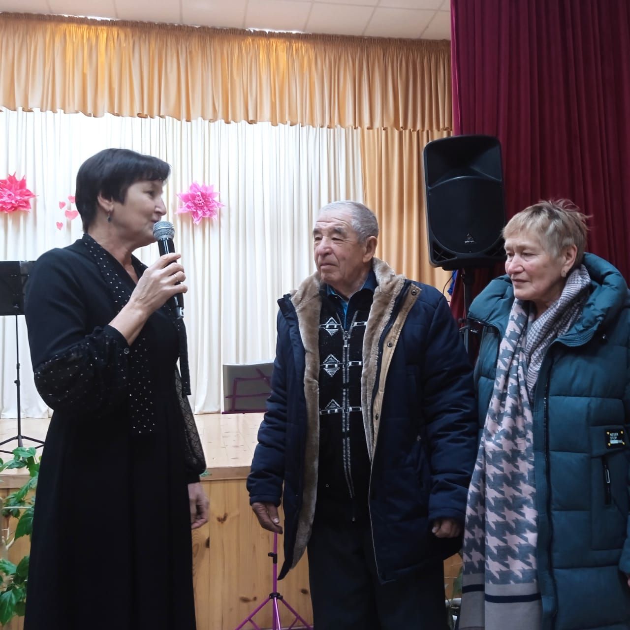 24 ноября в Байларовском СДК прошел концерт, посвященный Дню матери «Для милых мам»
