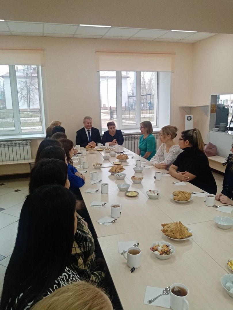 Заседание молодых педагогов состоялось в Уруссинской НОШ