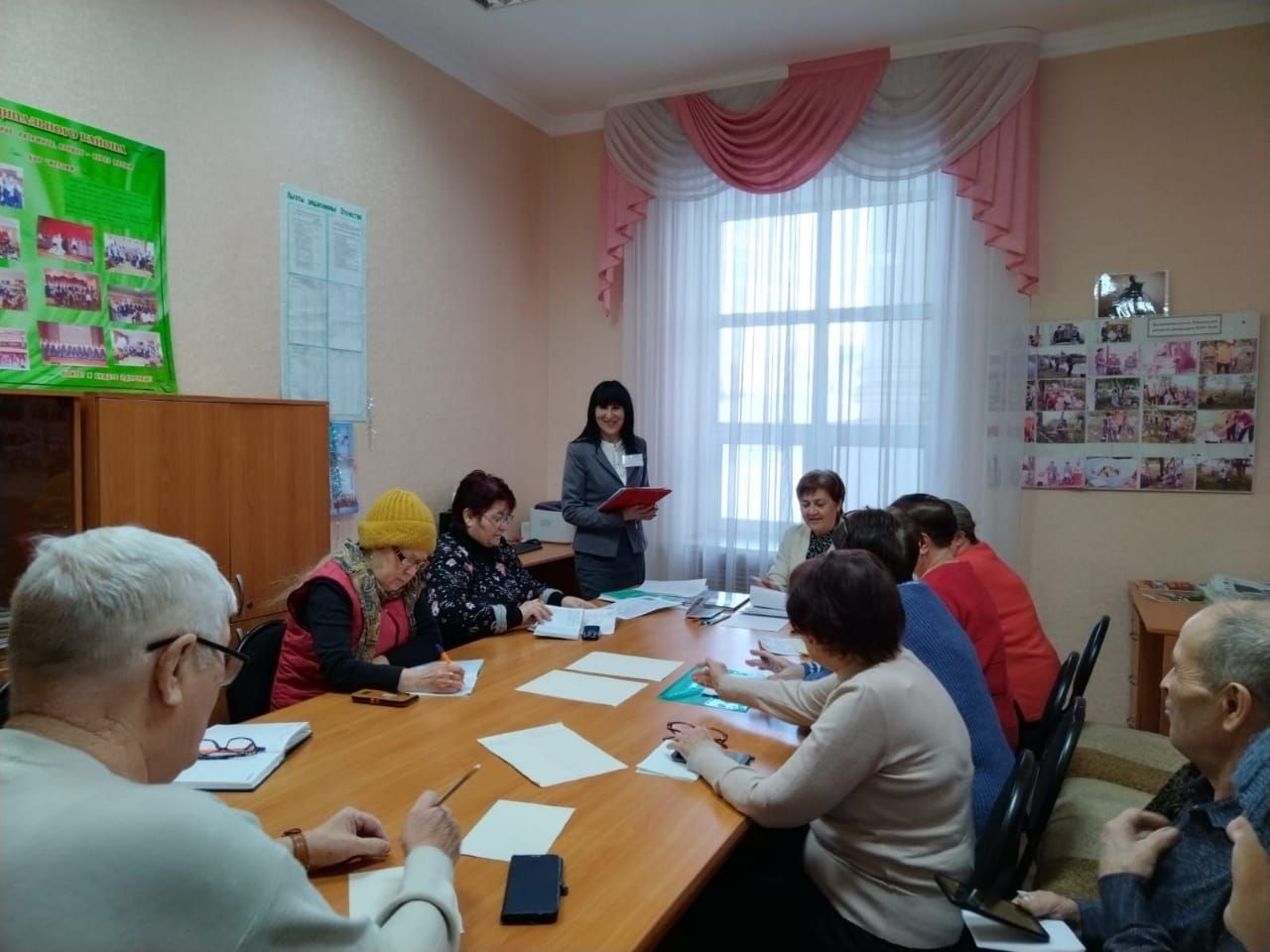 В Ютазинском районе прошла акция по сбору старинных предметов  «Подари музею экспонат-сохрани память о себе»!