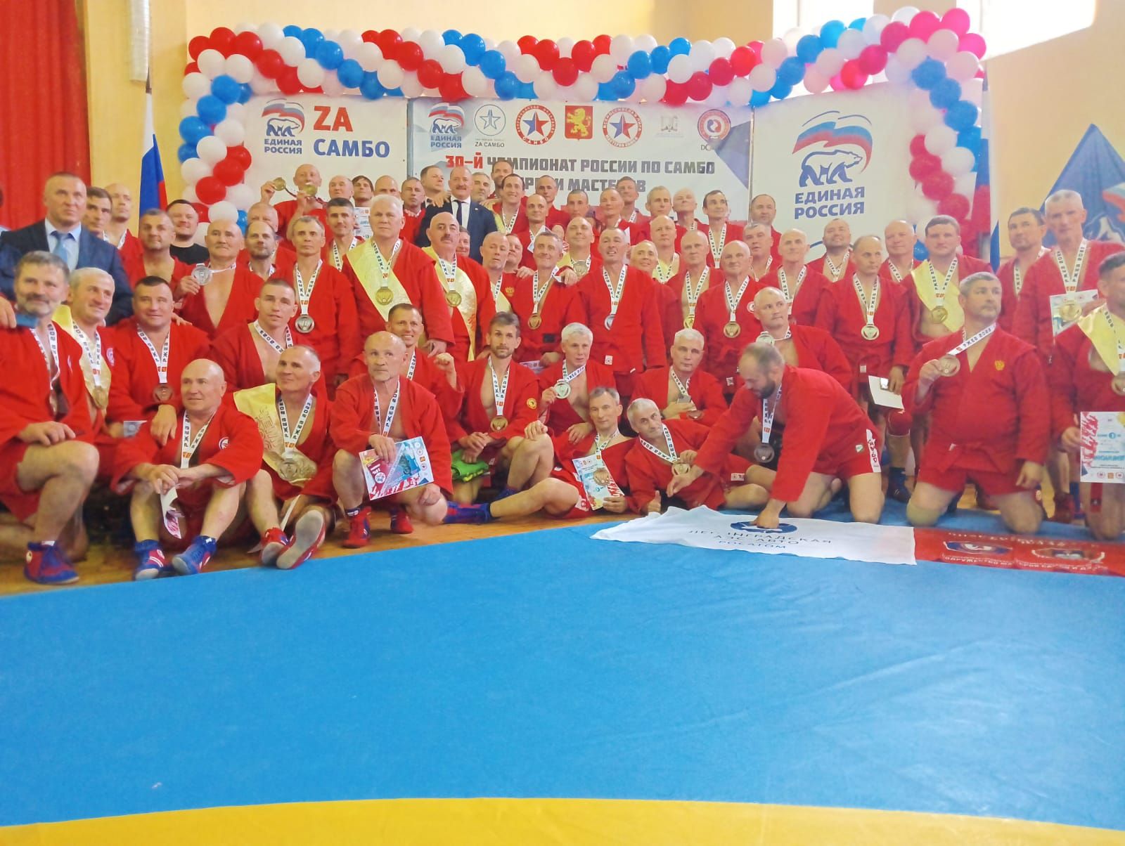 Тренер по самбо Уруссинской спортивной школы «Олимп» стал чемпионом среди мастеров спорта РФ