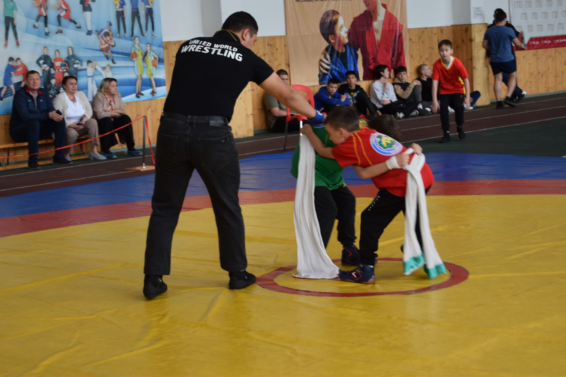 В Уруссу состоялось открытие Чемпионата Ютазинского района по национальной борьбе корэш