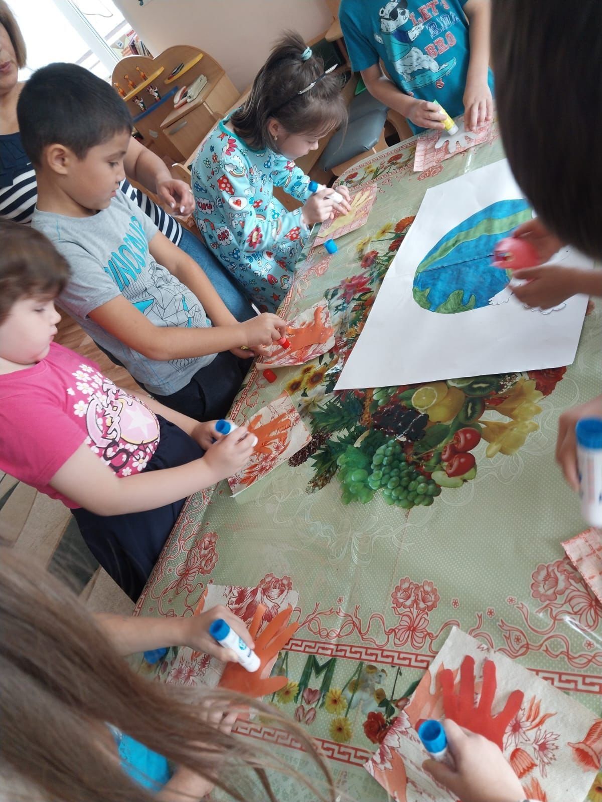 Международный день мира встретили уруссинские детсадовцы