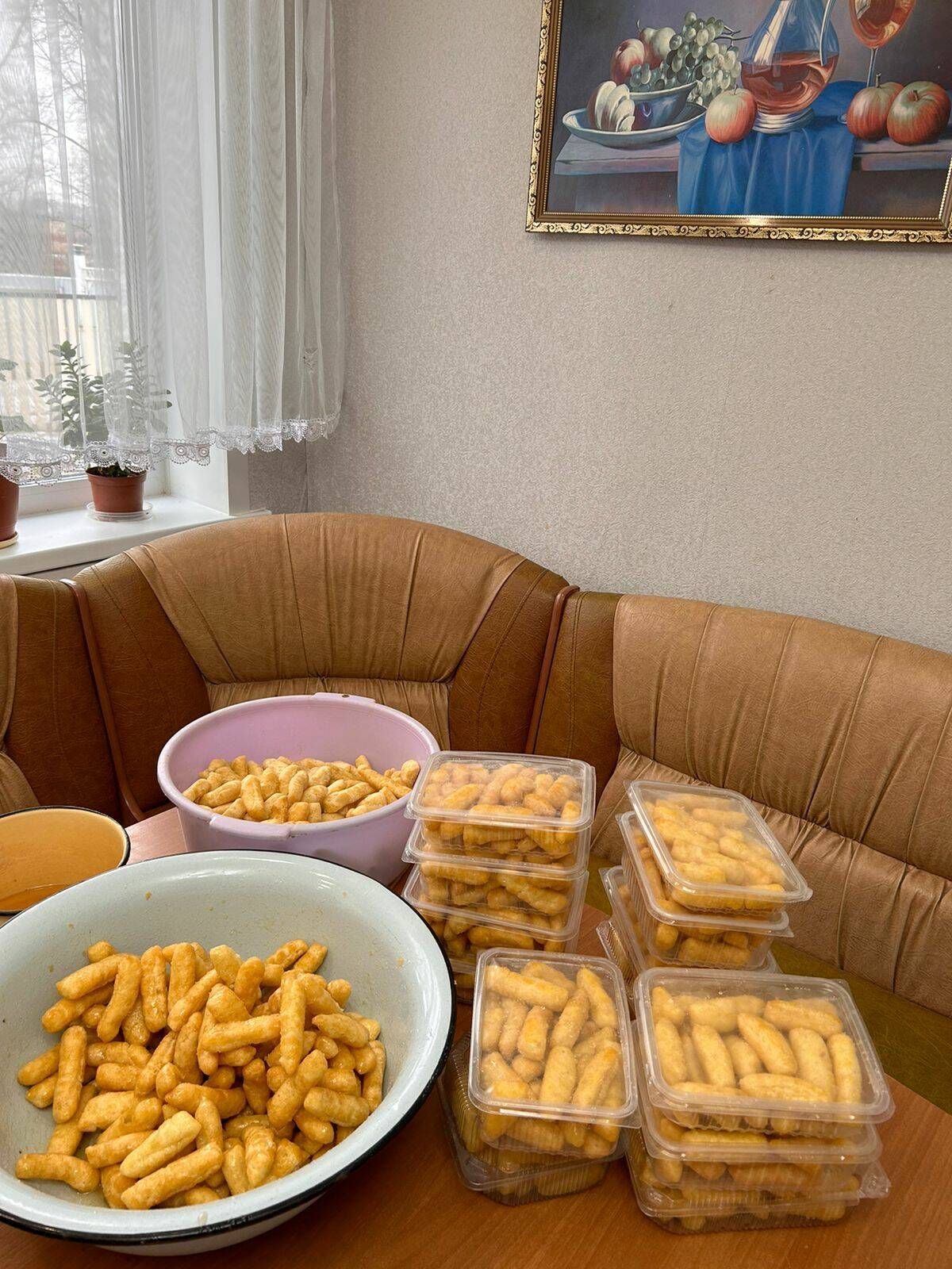 Волонтеры из Бавлов и Башкортостана подготовили для солдат-сирот «вкусные» посылки