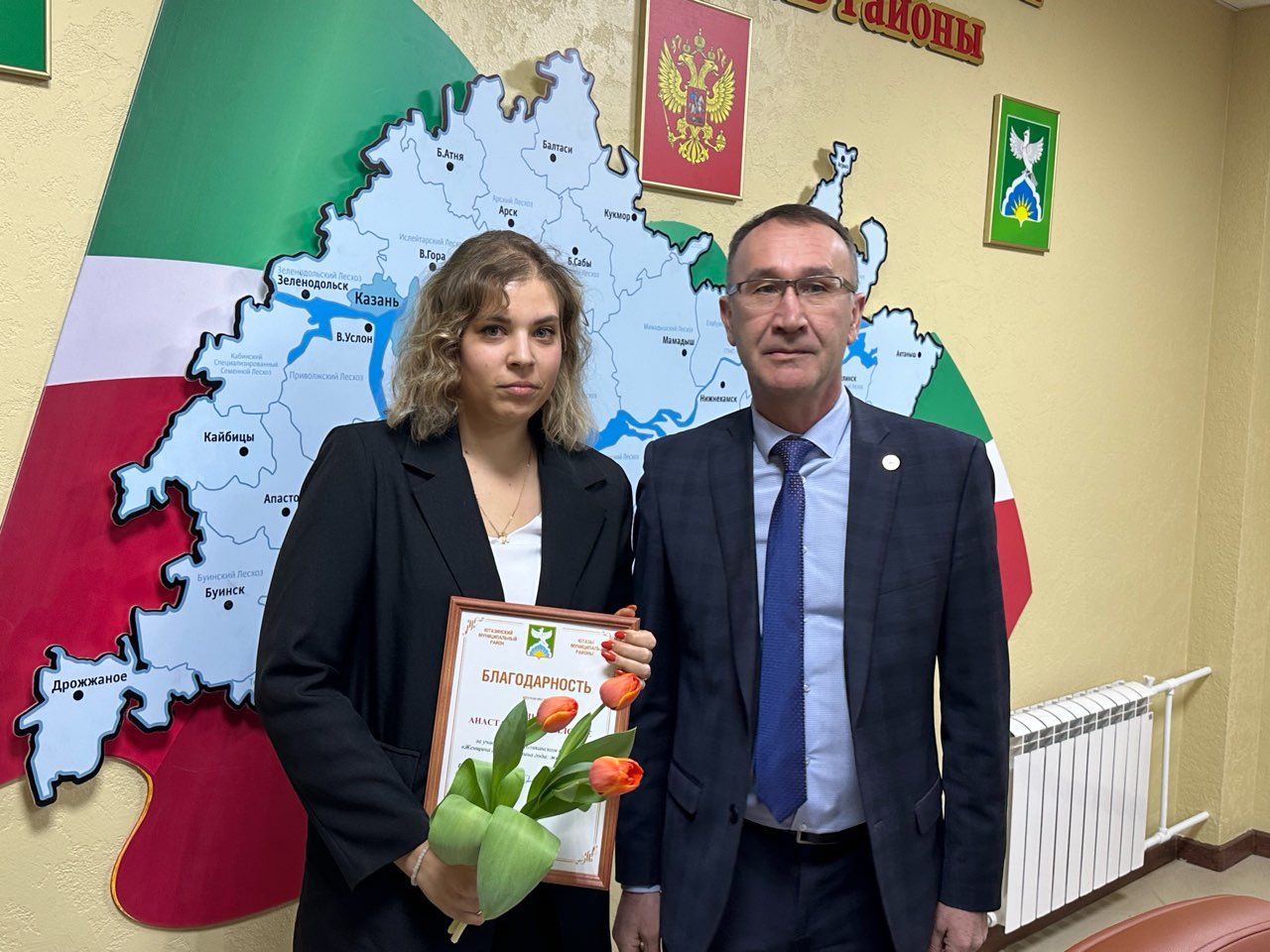 Глава Ютазинского района поздравил победителей Республиканского конкурса «Женщина года»