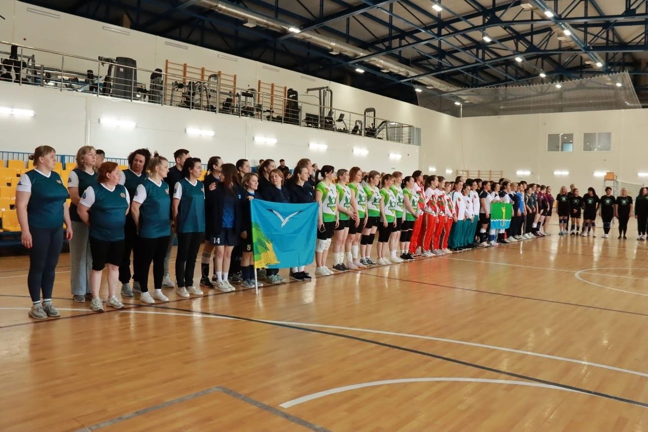Женская волейбольная команда Ютазинского района участвовала в республиканской спартакиаде в Муслюмово