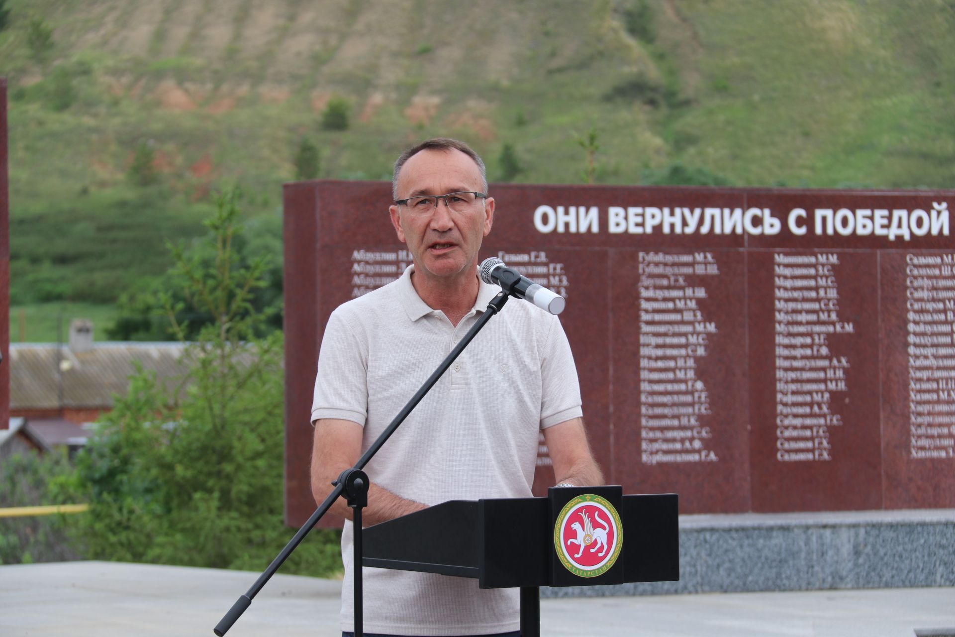 Ютазинцы собрались на митинге в честь Дня памяти и скорби