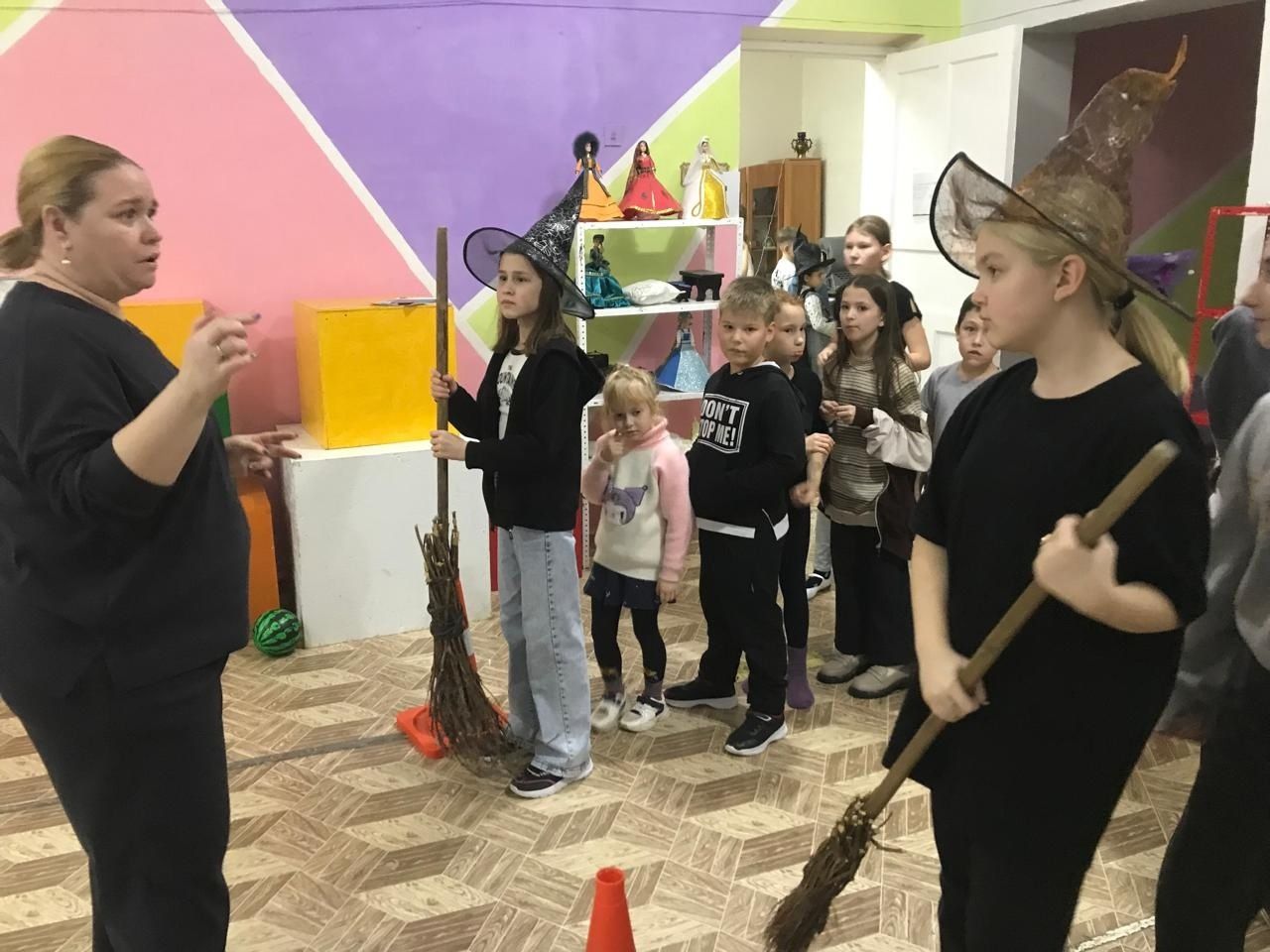 Сегодня, в честь старого нового года, в Центре детского творчества прошла квест-игра «Вечер любителей Гарри Поттера»