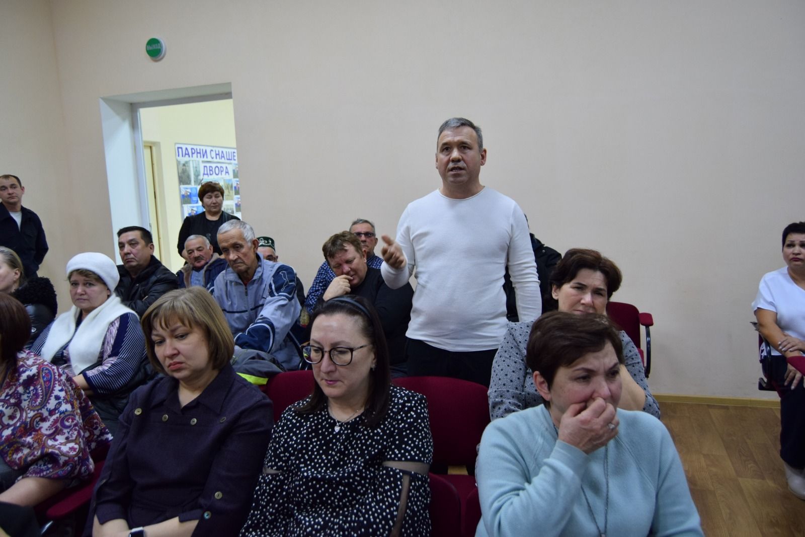 Авылларда халык җыены: Бәйрәкә-Тамакта яңа суүткәргеч сузылачак
