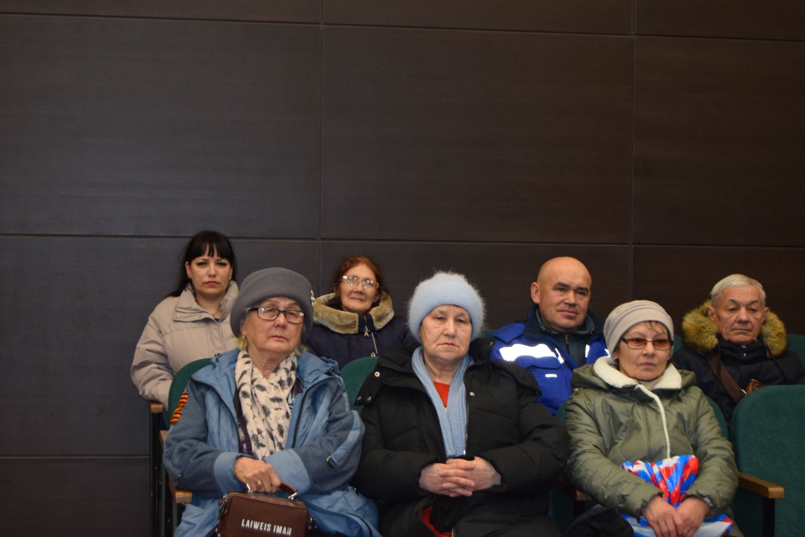 Ютазинцев беспокоят заброшенные дома и здания