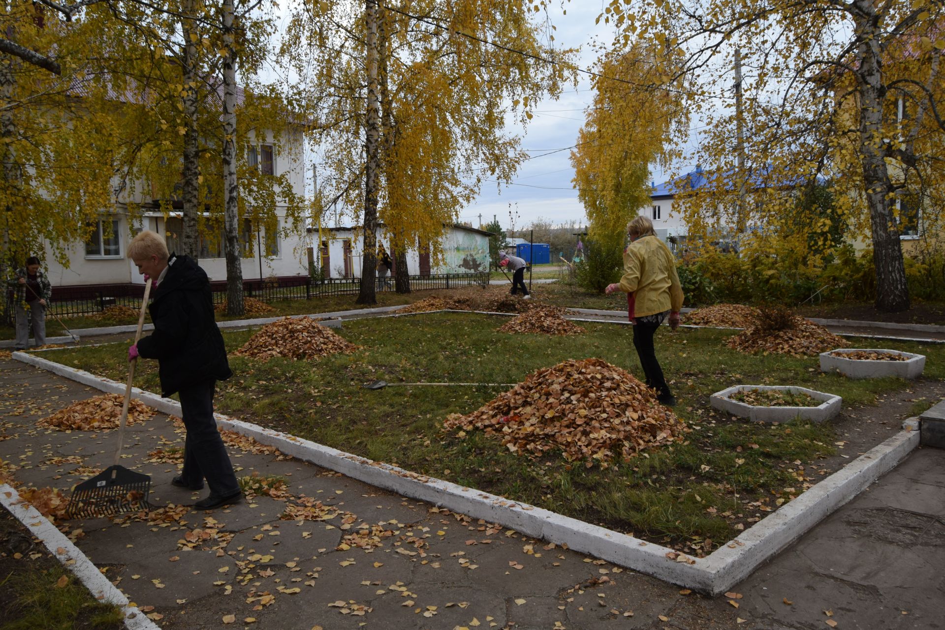 Уруссинцы совершили трудовой десант