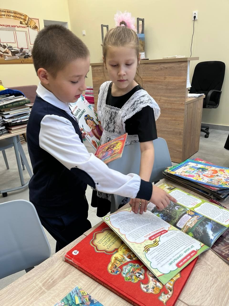 На сказочных страницах книг