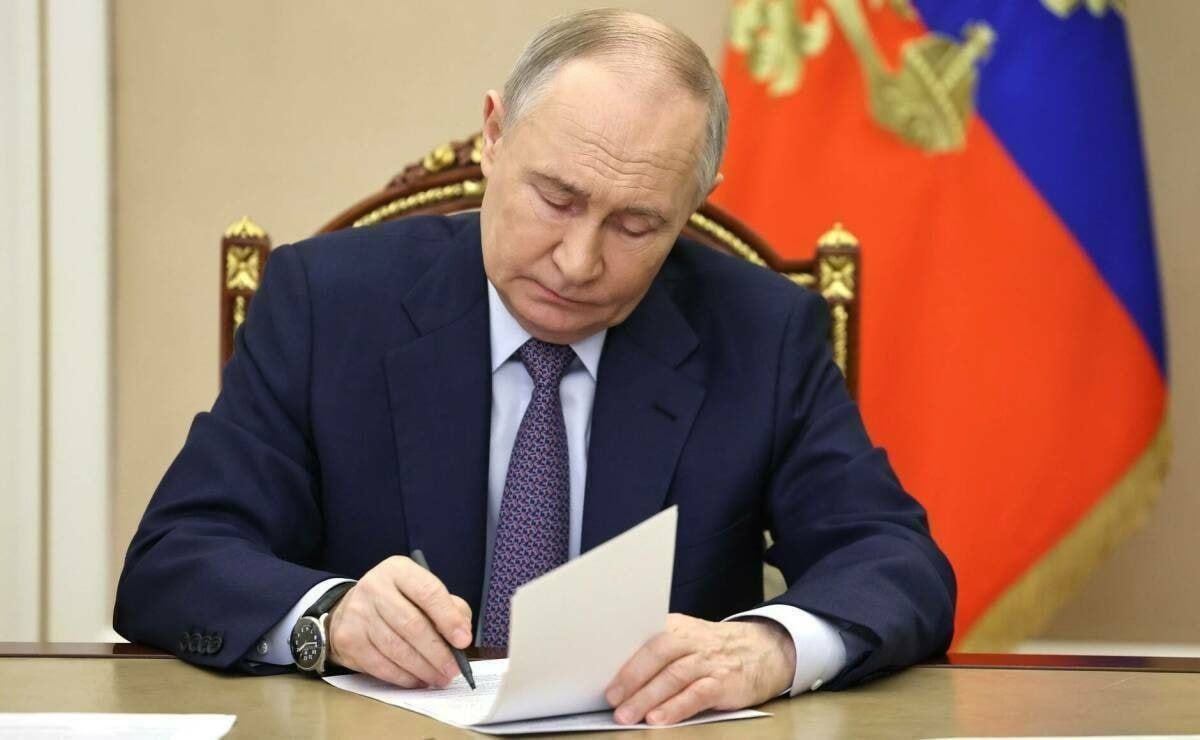 Президент Российской Федерации Владимир Путин отмечает свой 73-й день рождения