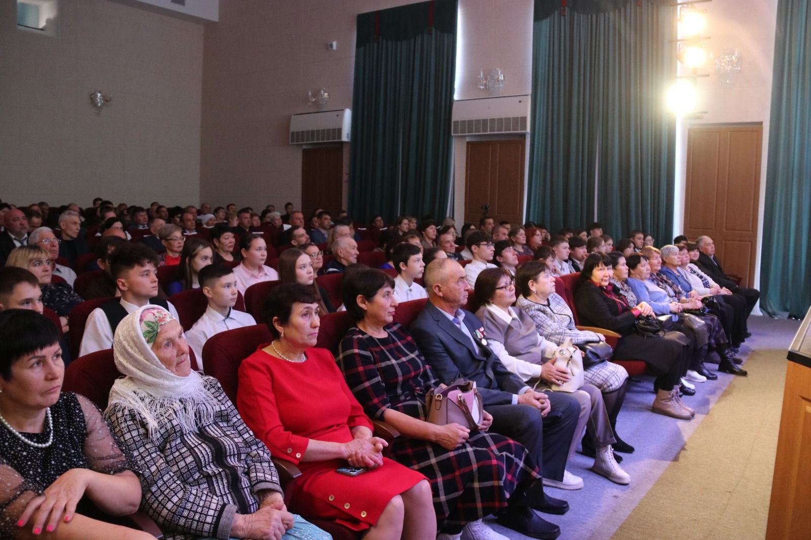 В Ютазинском районе слет передовиков являл собой содружество серпа и молота
