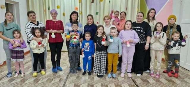 Праздник творчества для мам