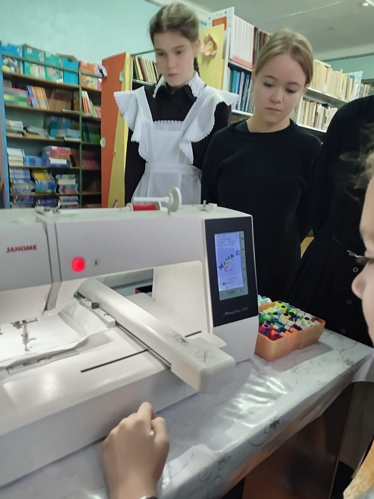 Тепло ниток, точность технологии