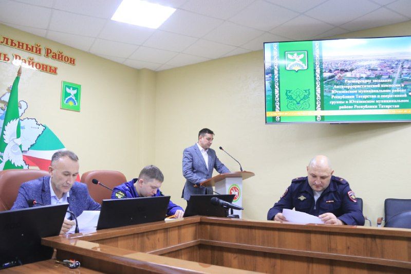 В праздничные дни бдительность лишней не бывает