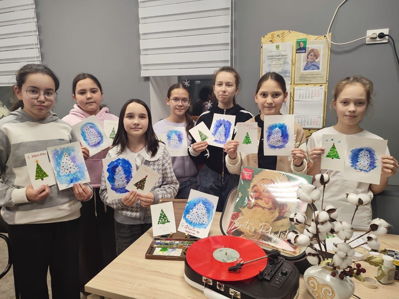 Творческий мастер-класс «Новогодняя открытка» в Уруссинской ДШИ