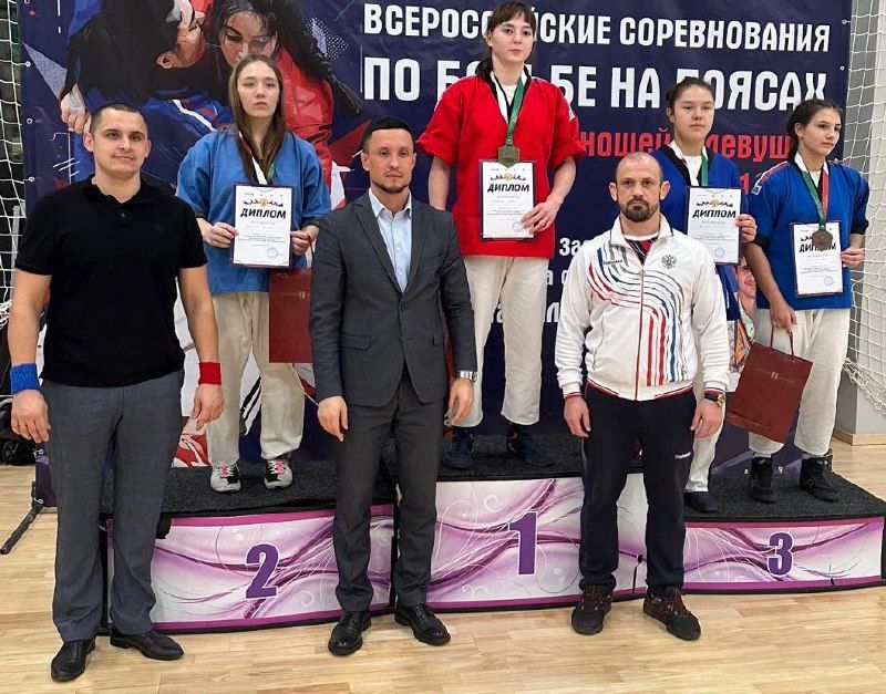 Софья Игонина завоевала золотую медаль на всероссийских соревнованиях