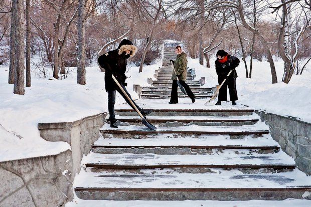 Нужно ли привлекать старшеклассников к постоянной работе?