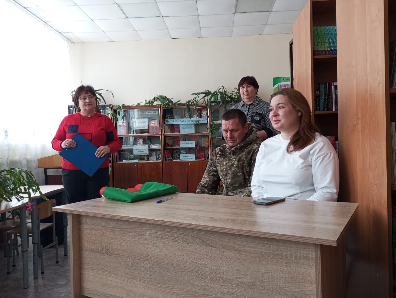 В Каракашлинской сельской библиотеке состоялась встреча с участником специальной военной операции