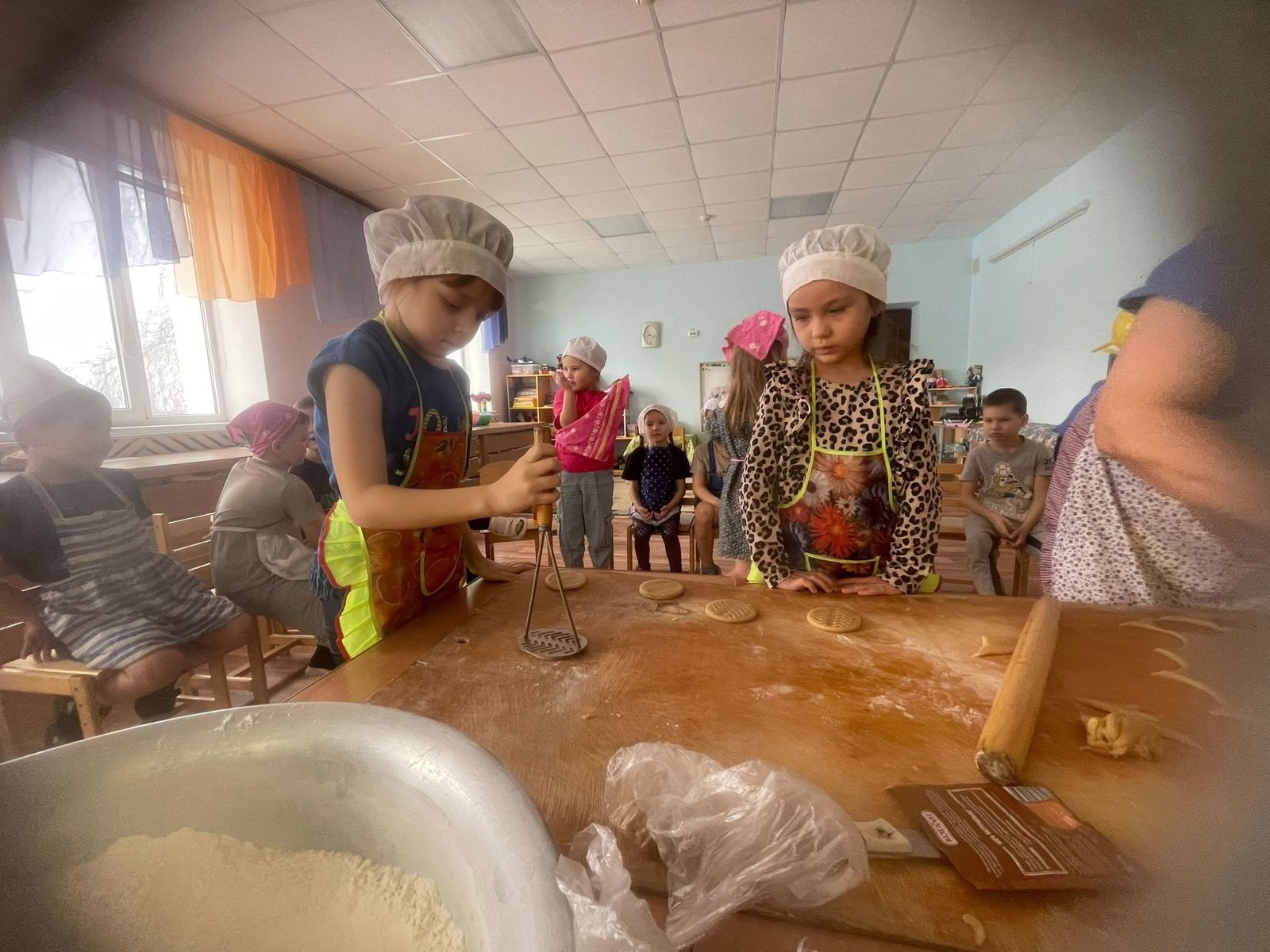 Юные жители Ютазинского района приняли участие в акции «Печенье для солдат»