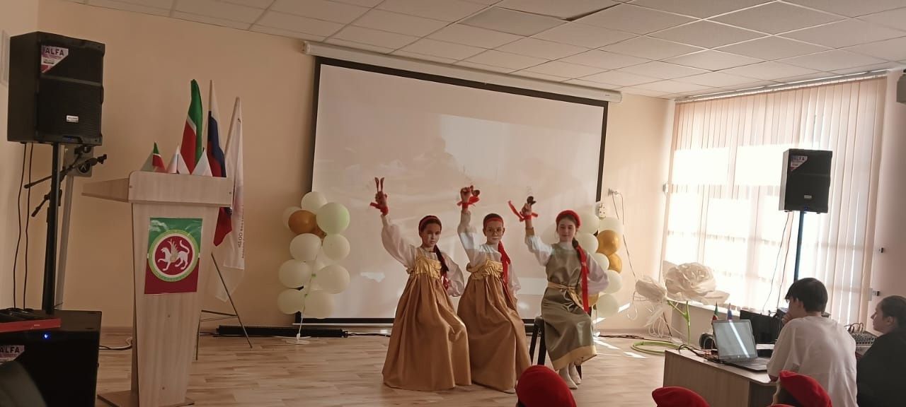 Дымтамакские школьники встретились с выпускником школы, участвующим в СВО