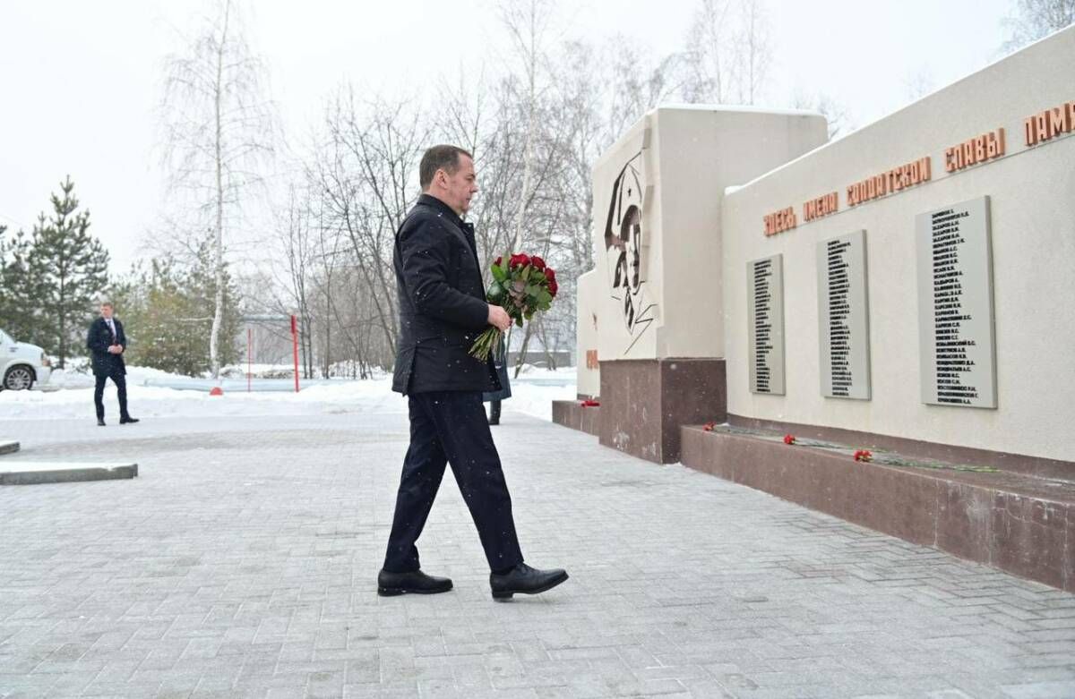 Дмитрий Медведев прибыл в Казань