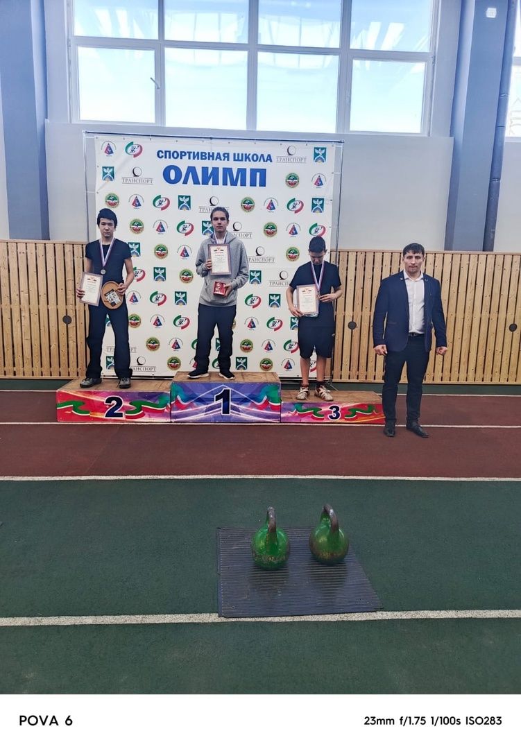 Открытый турнир по гиревому спорту в Ютазинском районе: чествование героев СВО