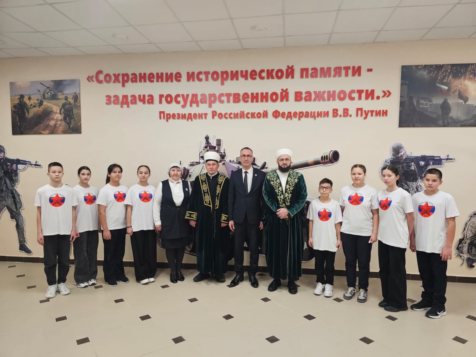 Уруссинскую гимназию посетил муфтий Камиль хазрат