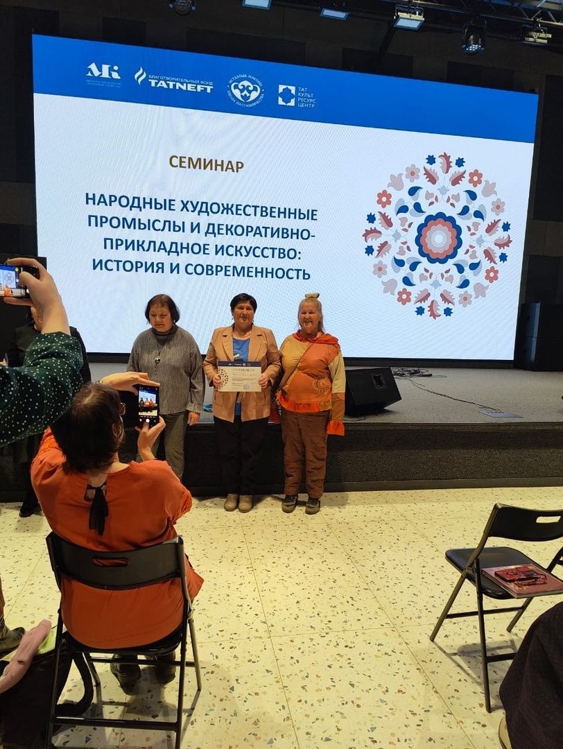 Семинар «Фабрика креативных процессов»: мастера народных промыслов делятся опытом