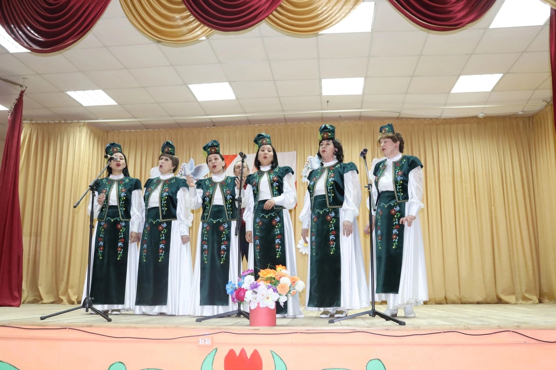 Районный смотр-конкурс художественной самодеятельности продолжает радовать зрителей