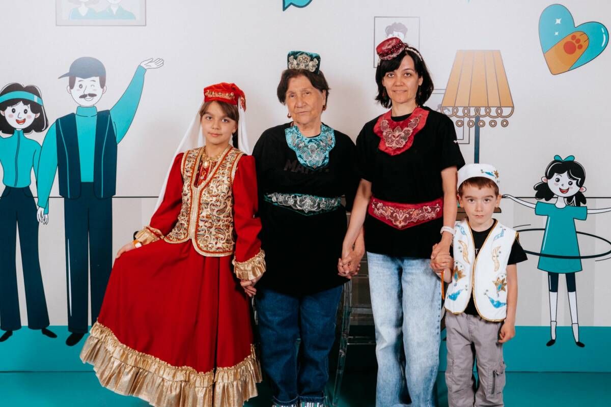 «Чтим подвиги предков»: участники конкурса «Это у нас семейное» создают семейные летописи