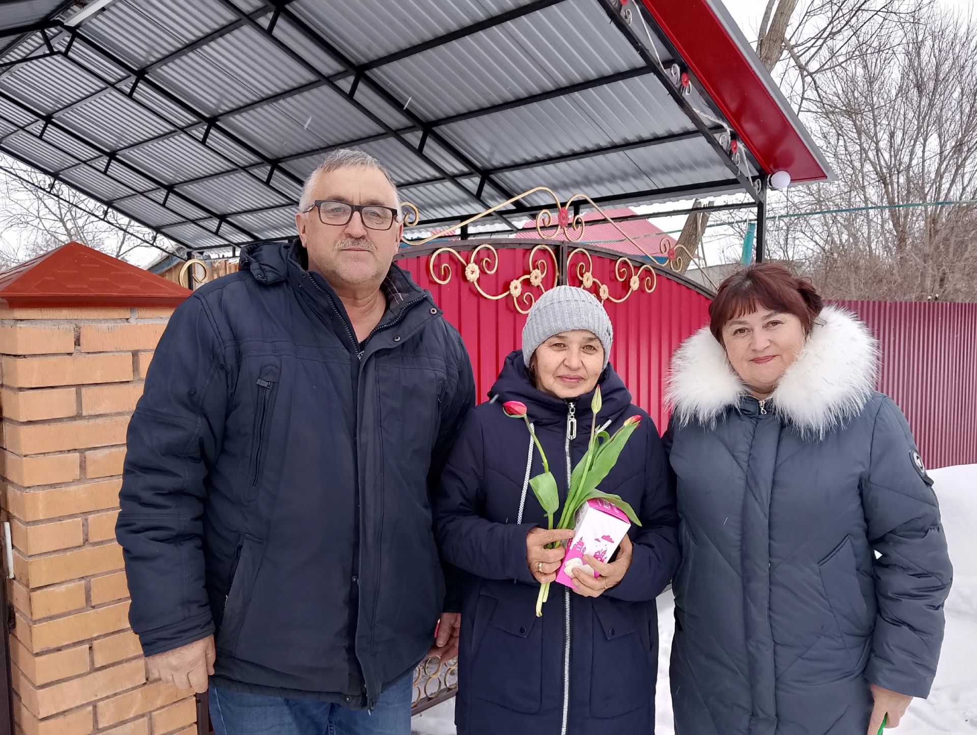 Каракашлинский СДК провел акцию «Подарим лучик тепла»