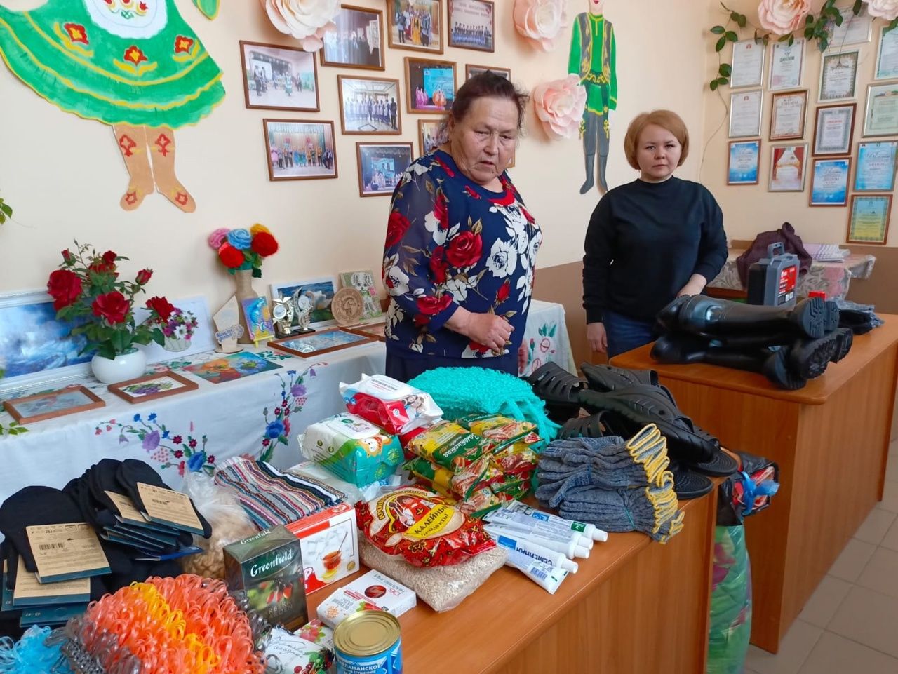 Доставка гуманитарной помощи землякам контрактникам в Луганске